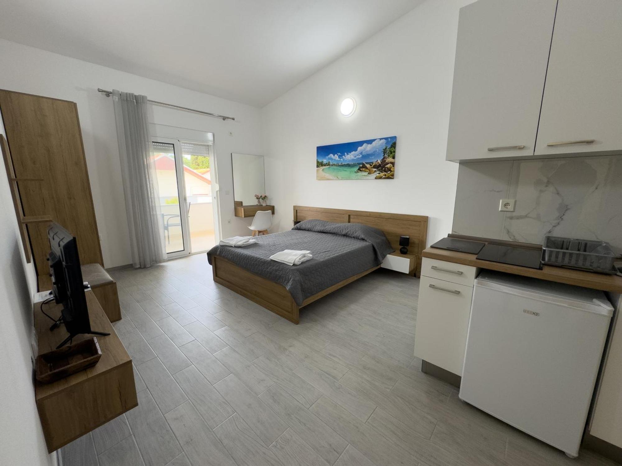 Adla Apartmani Улцин Екстериор снимка