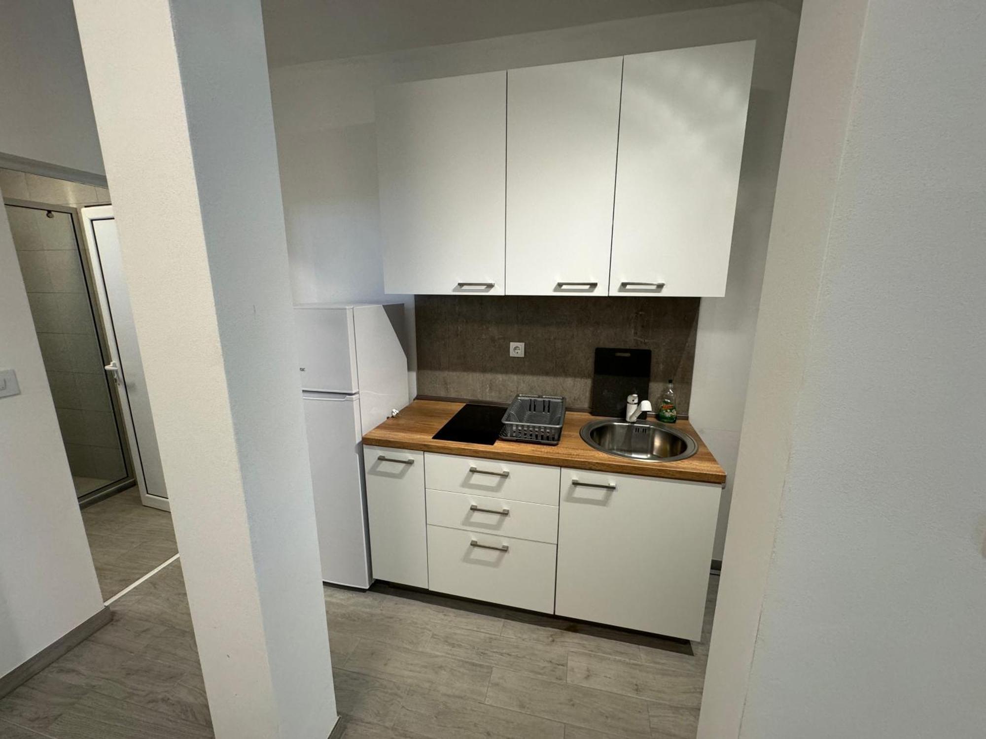 Adla Apartmani Улцин Екстериор снимка