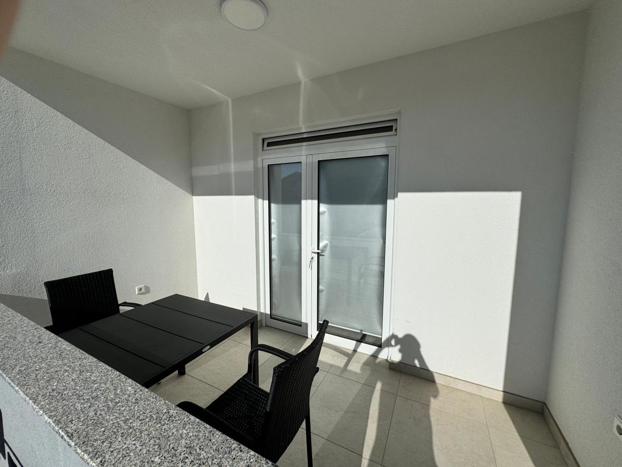 Adla Apartmani Улцин Екстериор снимка